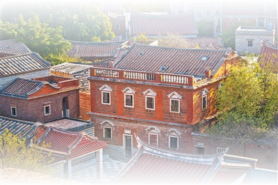 1762754749349688.jpg 奎霞村里样式精美的红.jpg